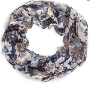 New Thirty One Avenue Scarf